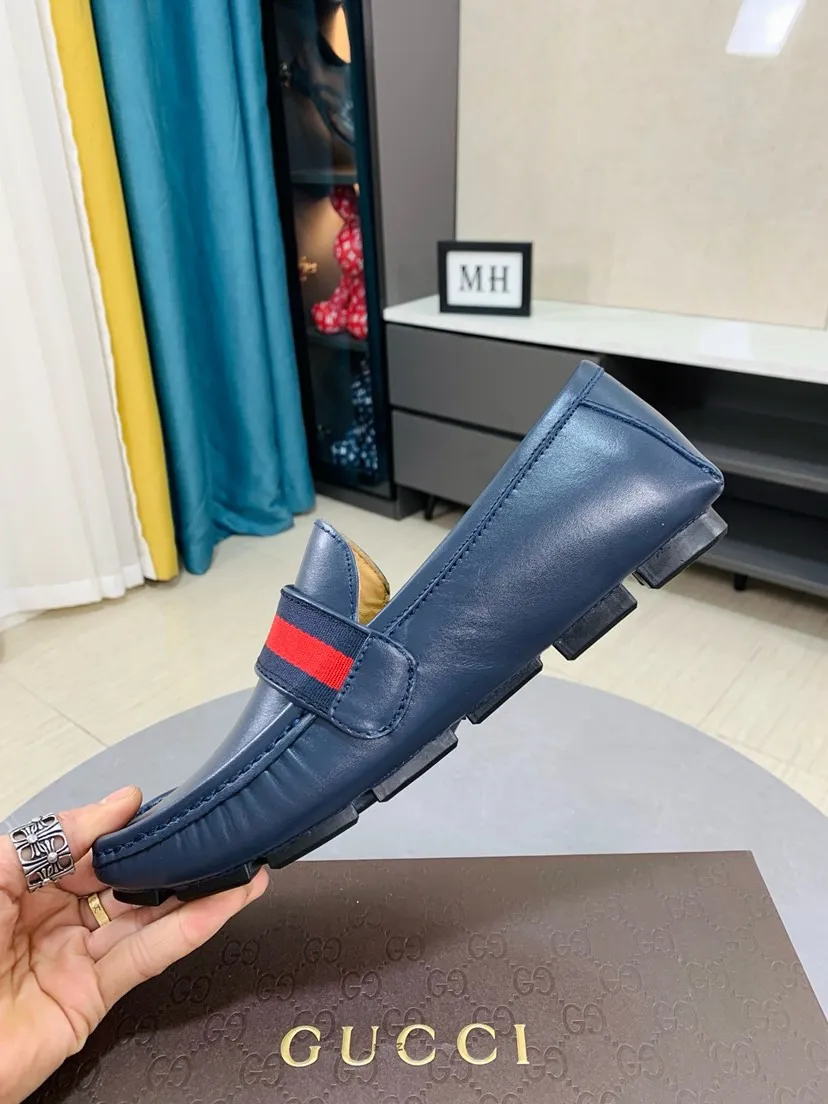 Men's men's shoes 💰458🌹🌹 Comes with packaging [GUCCI Gucci] original men's casual beanie shoes, original Italian imported special material cowhide embossing➕real first-layer sheepskin lining; equipped with precision stitching to highlight low-key luxury. The comfortable sole design maximizes the comfort and anti-slip properties of the shoe. The shoe shape is dignified and the low-key charm is not concealed! Natural and free new urbanism, code number: 38-44
